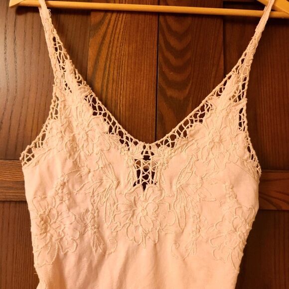 Free People Lea Lace Floral Bodysuit Pearl Pink MSRP$68 Size Small - Picture 3 of 6